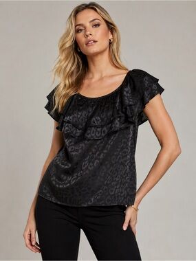 🎉5 for $45🎉  She Sky top blouse shirt size L